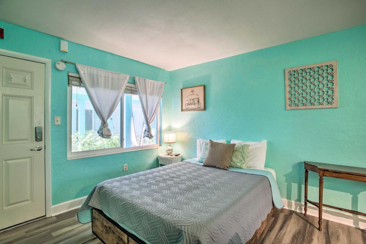 Tropical Pass-A-Grille Gem With Direct Beach Access! St. Pete Beach Bagian luar foto