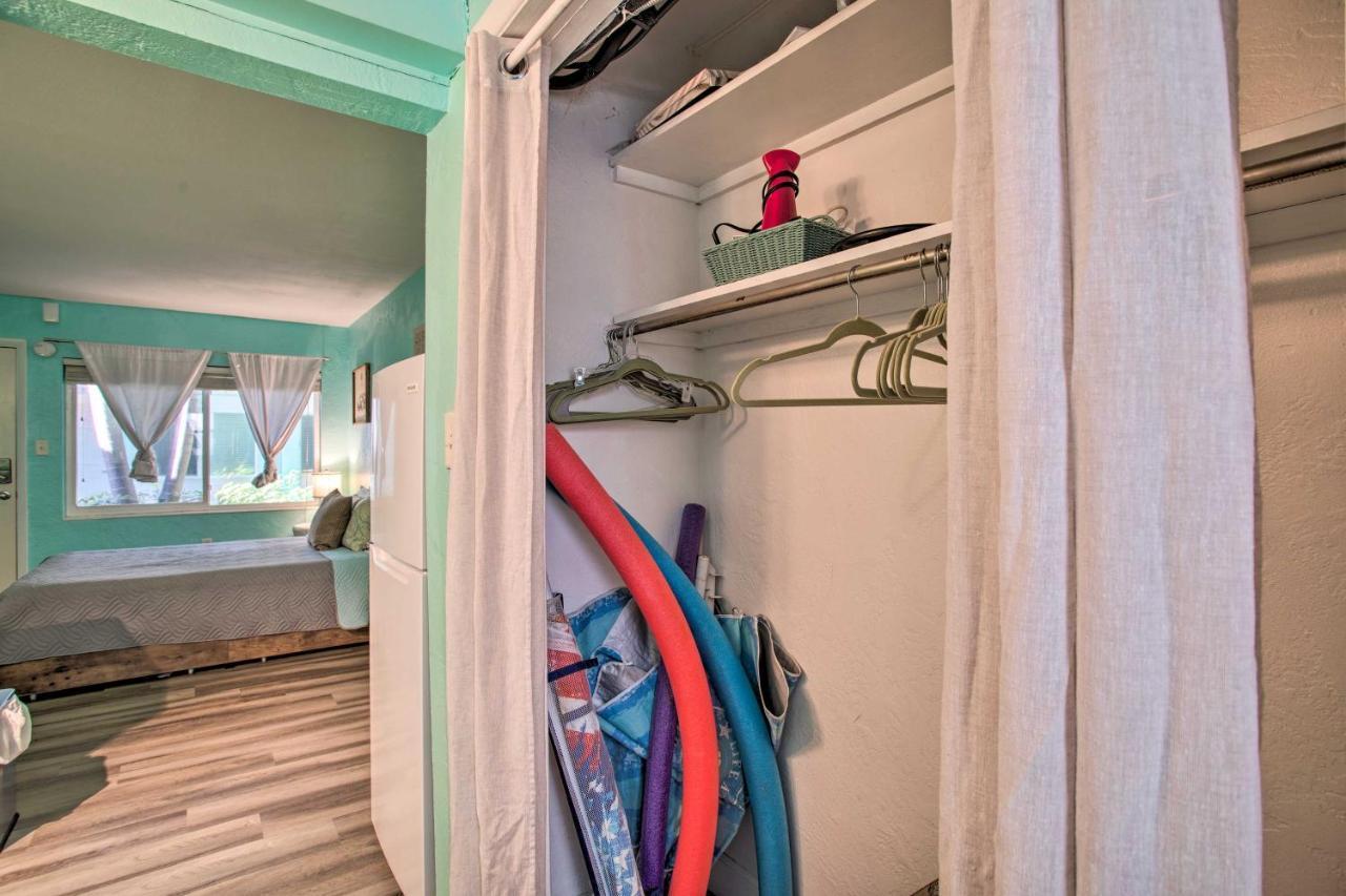 Tropical Pass-A-Grille Gem With Direct Beach Access! St. Pete Beach Bagian luar foto