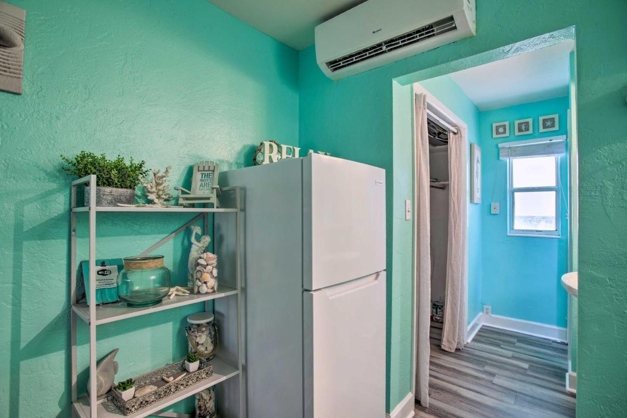 Tropical Pass-A-Grille Gem With Direct Beach Access! St. Pete Beach Bagian luar foto